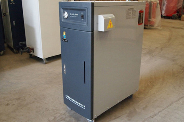 jr-06-07-05.jpg